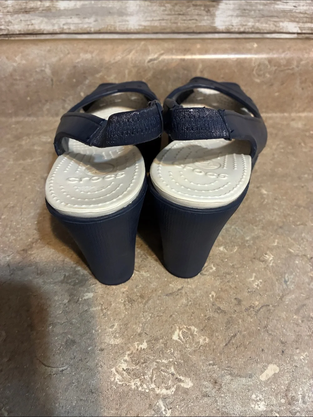 Crocks Size 10 Navy Open-Toe Slingback Comfort Heels NWOT